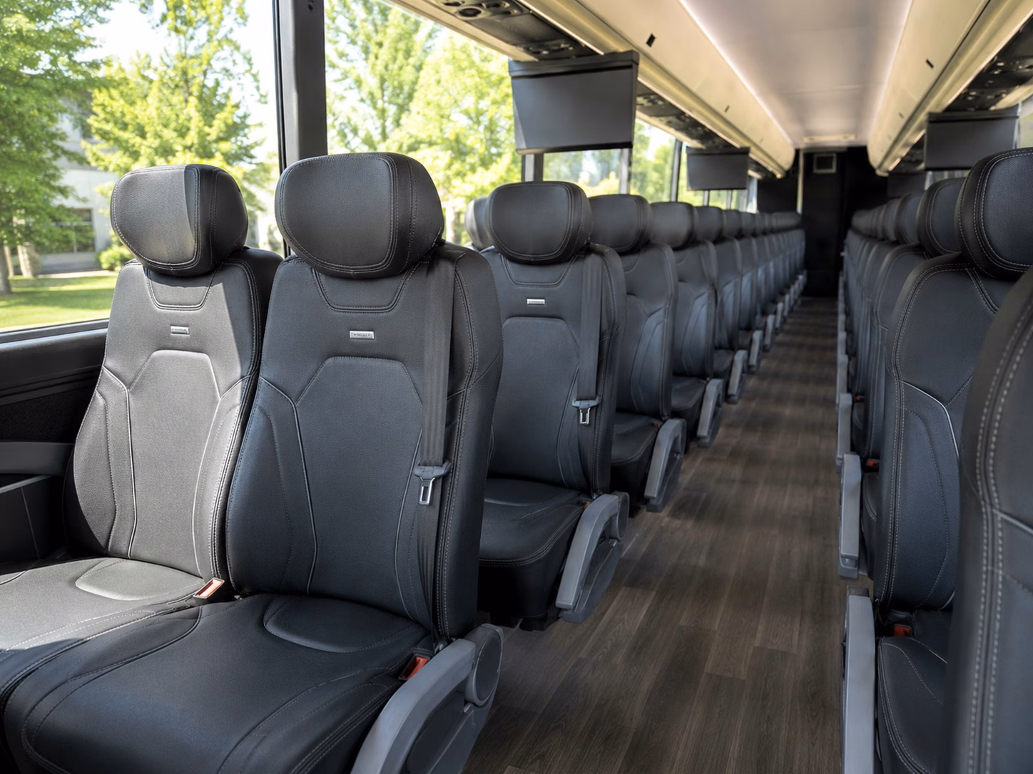 shuttle buses for irvine wedding guests between hotels and venues